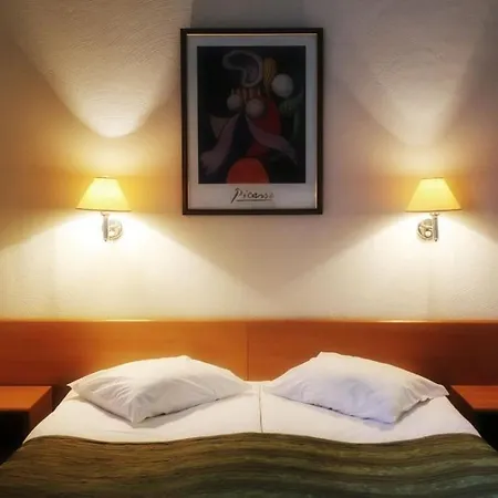 Hotel Barclay 3*