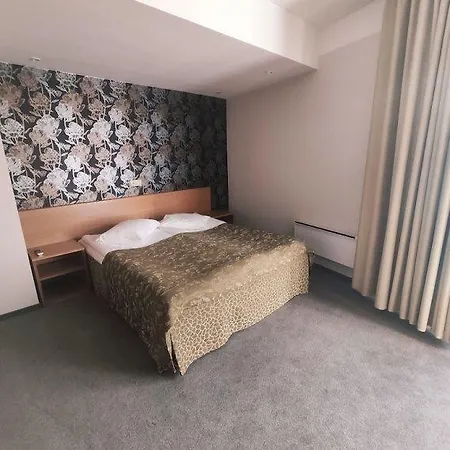 Barclay Hotel 3*