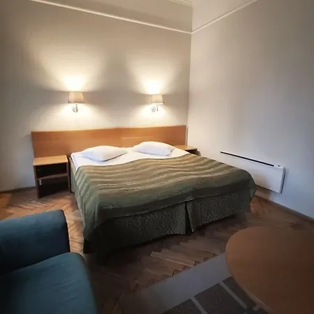 Barclay 3*